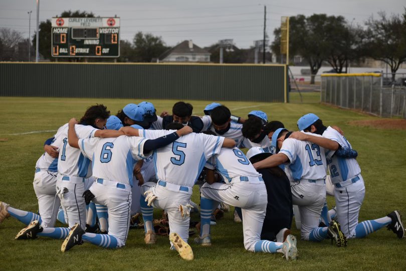 Glad to see these guys come together and play hard this weekend, one more to go at 10AM! #texantough #hustle 
<a href="/SamRayburn_HS/">Sam Rayburn High School</a> @SRTexanfootball