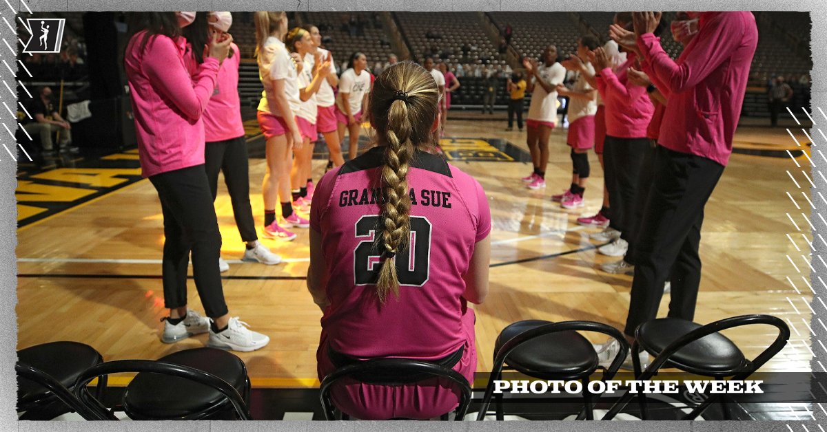 📸 of the week

During <a href="/IowaWBB/">Iowa Women's Basketball</a>’s annual Pink Game, <a href="/kate_martin22/">Kate Martin</a> honored her Grandma Sue who has gone through several rounds of Breast Cancer. Martin went on to set her career-bests in pts (19), ast (11), and 3-pointers (5)! 

#ncaaW