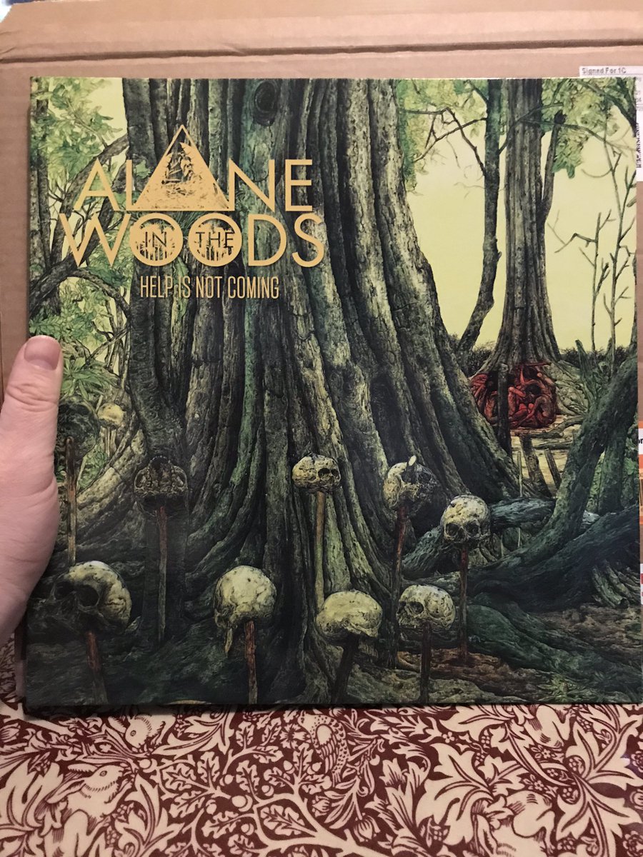 Chiliblade's tweet photo. This arrived today, really pleased. Beautiful coloured #vinyl with poster and artwork insert. Lovely package from @cadabra_records https://t.co/HtTKhkCqXD