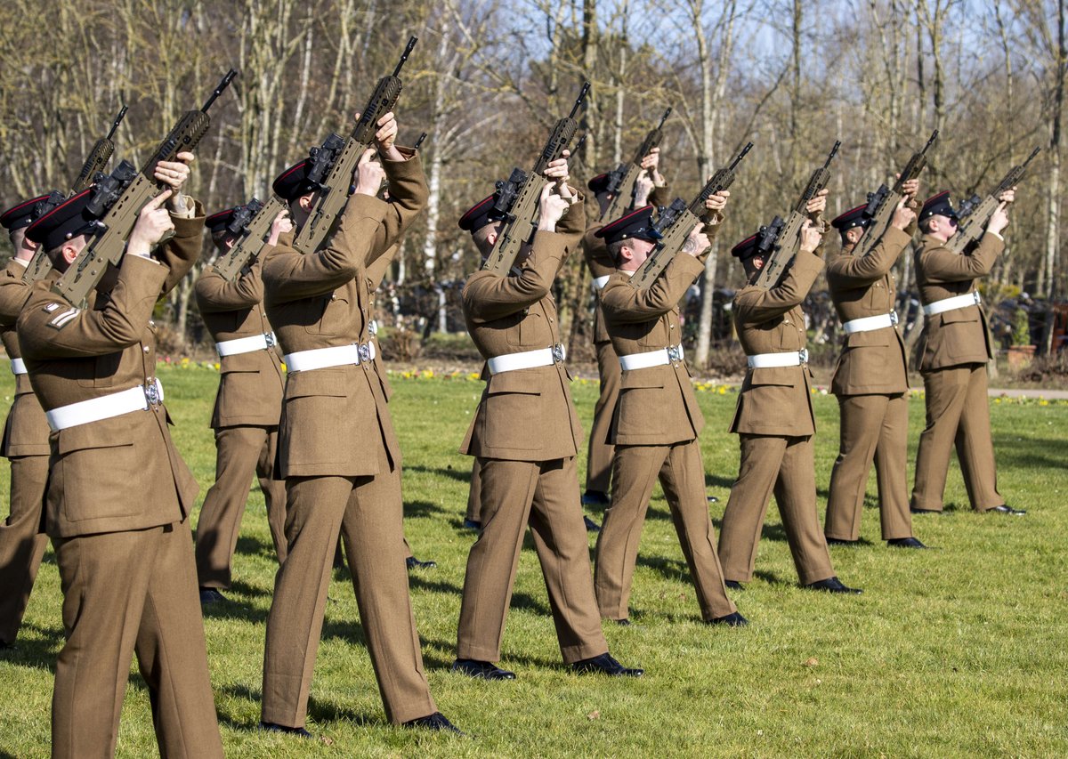 DefenceHQ's tweet photo. Armed Forces personnel were immensely proud to provide military funeral honours for Captain Sir Tom Moore today. 

@captaintommoore embodied the values of the Armed Forces throughout his life and his legacy will live on in the personnel that follow in his footsteps. https://t.co/EKRUwKzc6d