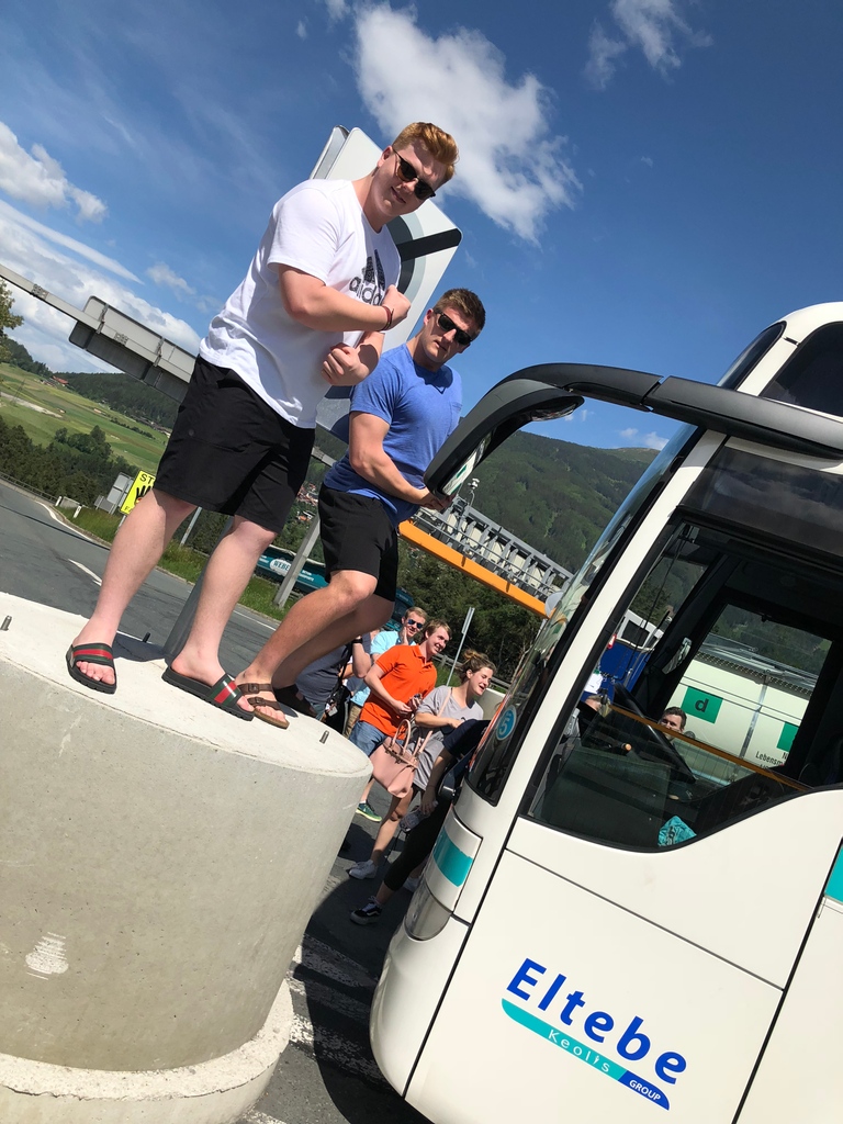 International business isn't all expensive suits and jet setting and executive board rooms.

Sometimes it's taking off the tie, rolling up the sleeves, and helping the coach driver out of a tight squeeze.

And maybe taking a cool selfie on the side of the autobahn afterwards 😜