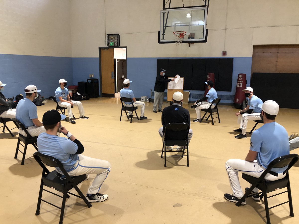 JHUBaseball's tweet image. #schoolsinsession #alwaysprepared