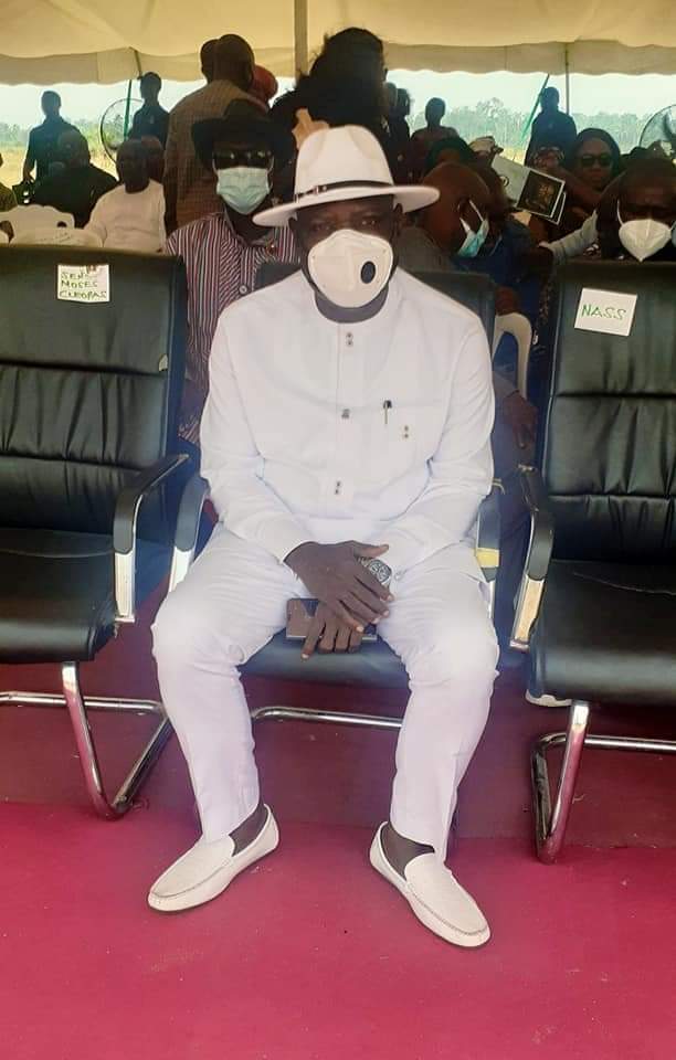 HonObuaAF's tweet photo. Today, I joined Gov. Douye Diri, Executive  Governor of Bayelsa state in Kaima town on the occasion of the grand civic reception organised by the good people of Kolokuma/Opokuma Local Government Area in honouring there Son. https://t.co/mw36MpYbWj