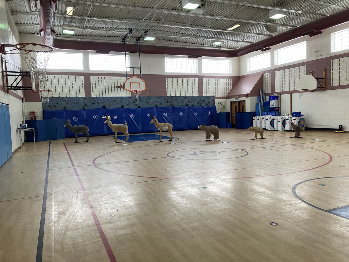 caseythorpebain's tweet photo. First ever 3D tournament at Marble School!!23 are shooting virtually today and combining our scores when we go to Howell with our in/person shooters. So thankful for the opportunity to participate in @NASPIBO3D @NASPArchery this year! Thank you @ELPSSupt ! #DoMoreForKids https://t.co/303PwRdWTk
