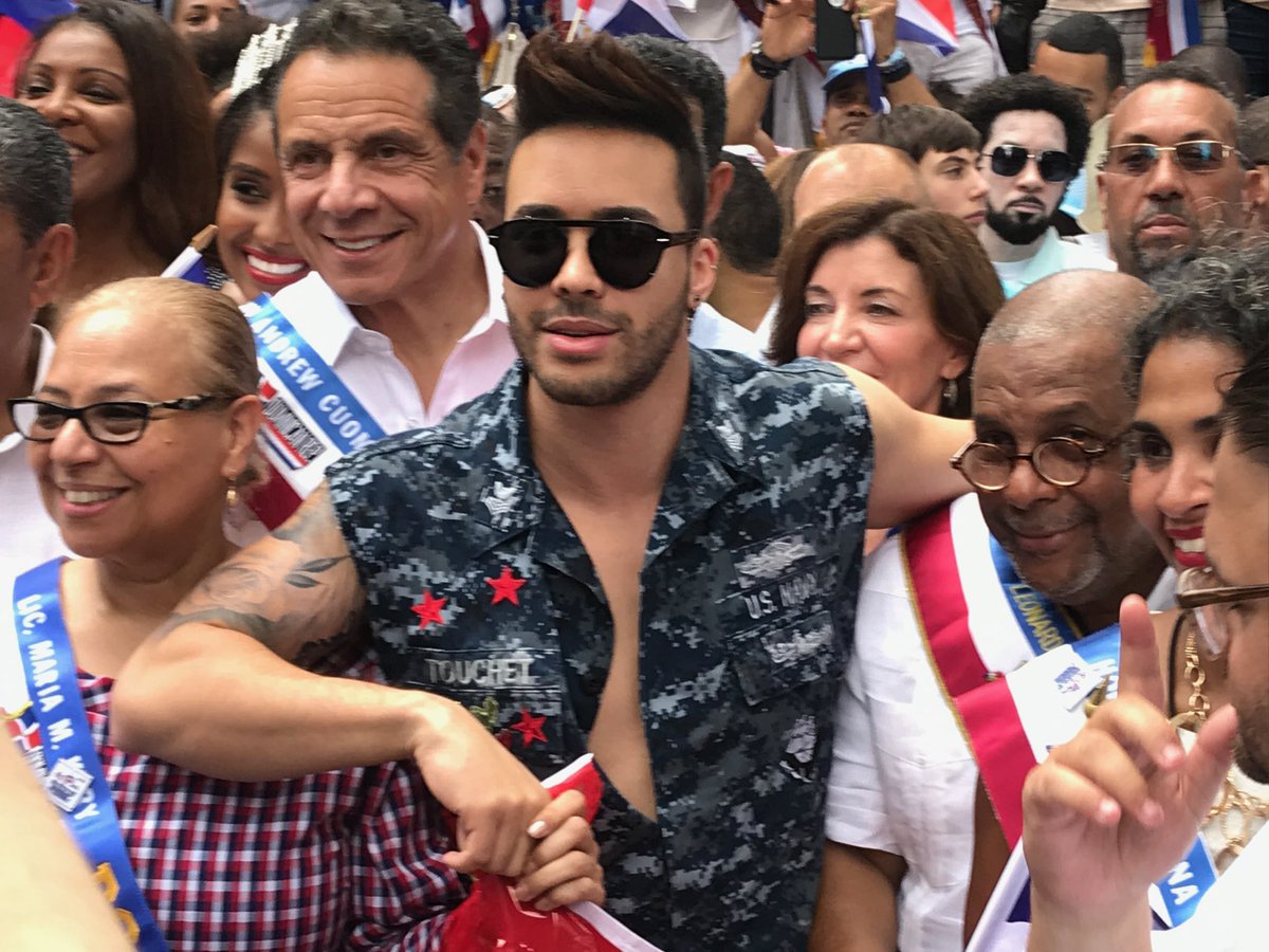 PrinceRoyce's tweet photo. Feliz Día de la Independencia! Orgullosamente Dominicano! 💙🇩🇴❤️ https://t.co/7XYtMNRXox