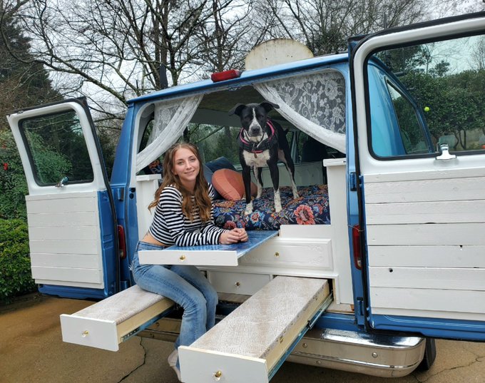 Goodmorning 💙 beluga is complete 😊 https://t.co/tv9sB954Q1<a href="/tag/flashback"class="tags"><span>#flashback</span></a>