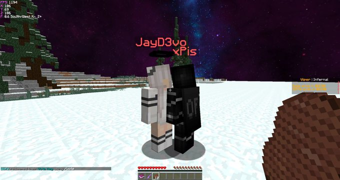 CringeEdaters's tweet image. I&apos;m not sure what&apos;s going on here