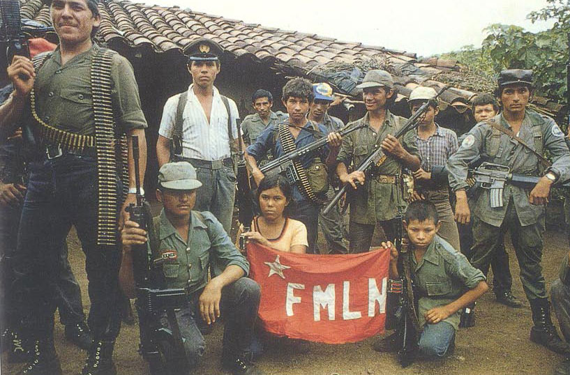 Politizados_com's tweet photo. El actual sistema es producto de los Acuerdos de Paz de Chapultepec de enero de 1992.

Desde entonces, 2 partidos dominaron la politica: #Arena, que se fundamenta en la idea de “Dios, Patria y Libertad” y el #FMLN, de izquierda. Accedió al poder entre 2009-2019.

#Elecciones2021 https://t.co/HpKXJo0jQV