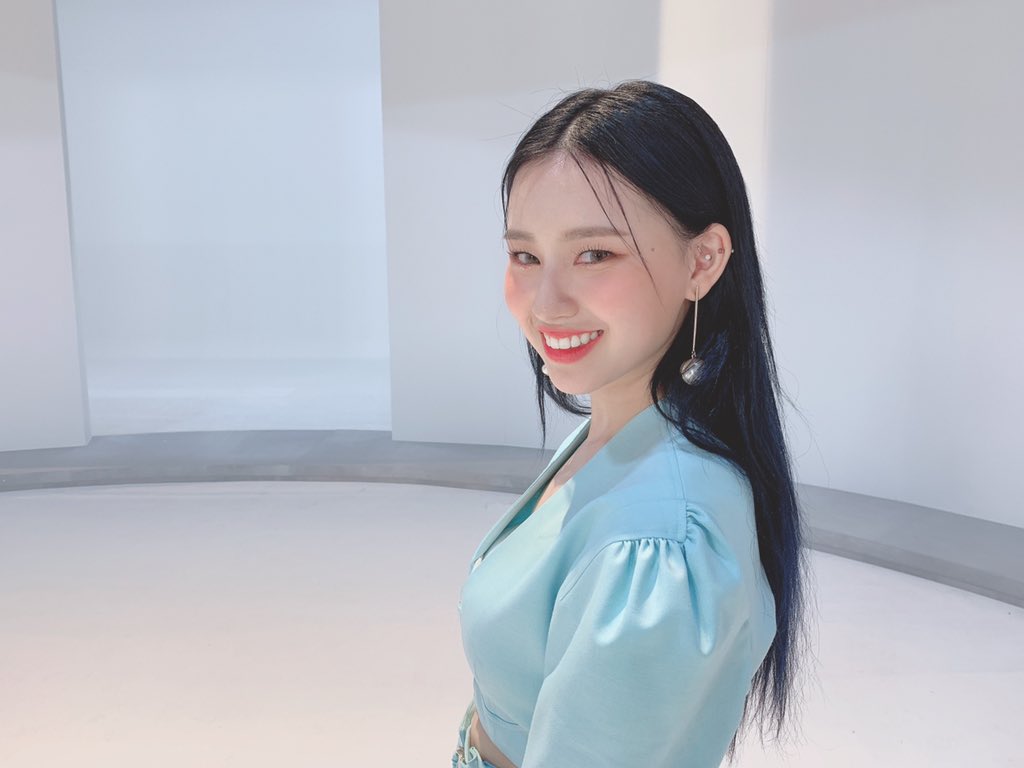 tysm for 100 million followers! 🍻