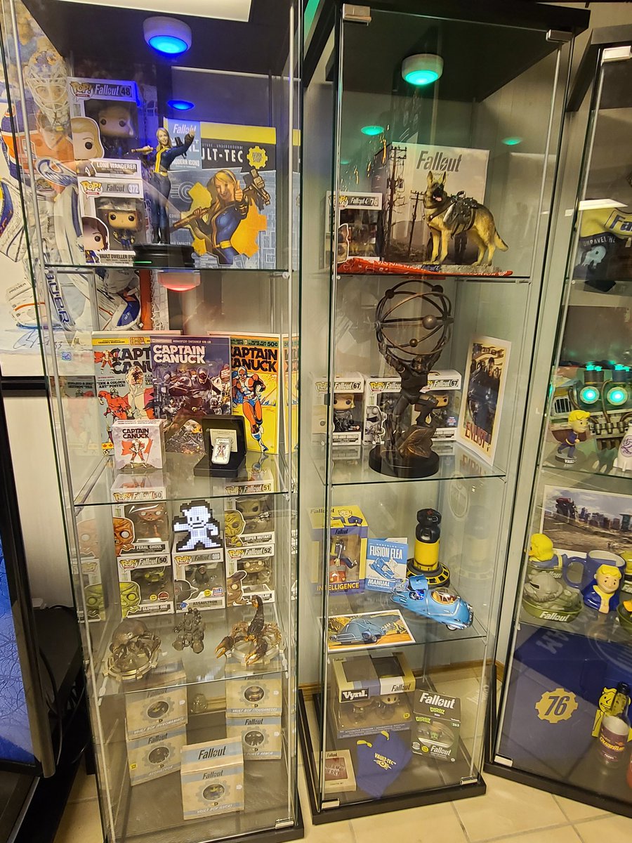 oOCapt_CanuckOo's tweet photo. Little update on the Oilers/Fallout cave. Just need to upgrade the 1 TV when they are on sale and we'll have a perfect his/her gaming set ups. #Fallout #Oilers #Gaming #Hockey https://t.co/Pqvueo6691