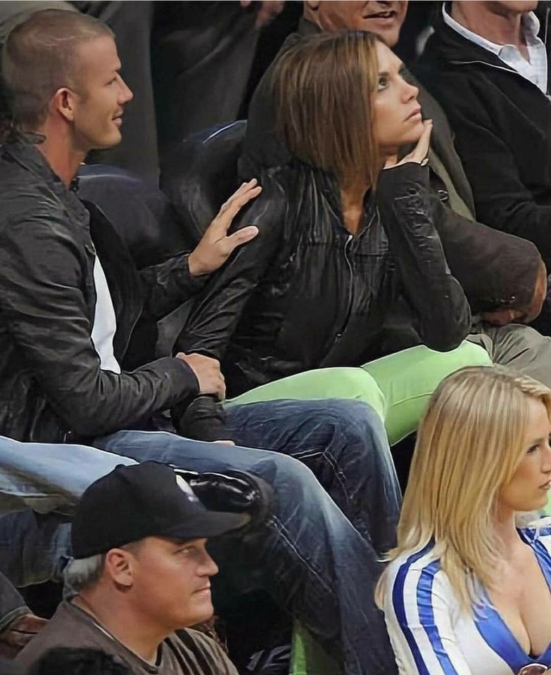 FootballFunnnys's tweet image. David Beckham had to risk it all!!