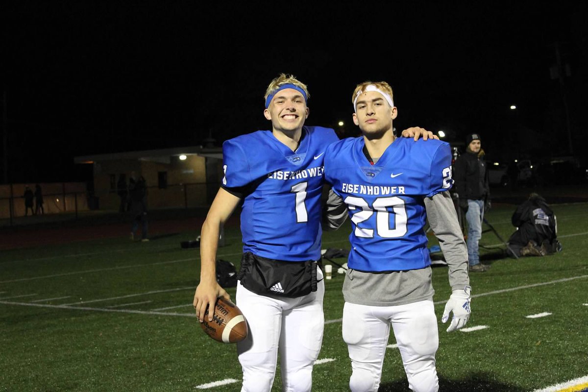 BRastigue's tweet photo. happy bday Sef miss ya brotha @nicksef https://t.co/NhqDYeQaWX