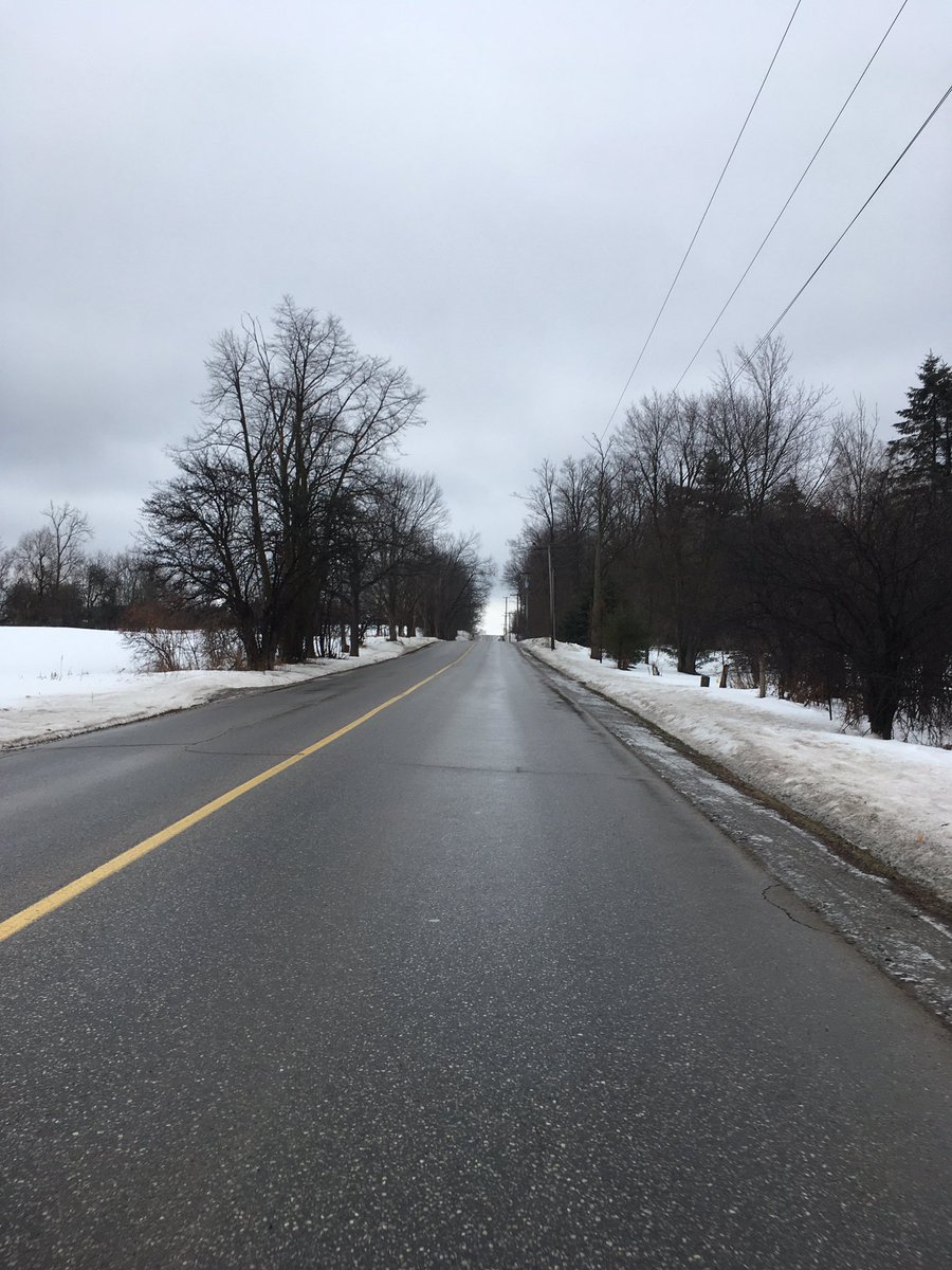 mrcycology's tweet photo. above freezing! lets go for a ride #outside #armtwisted  #thatwasnice https://t.co/mB0unJksJb
