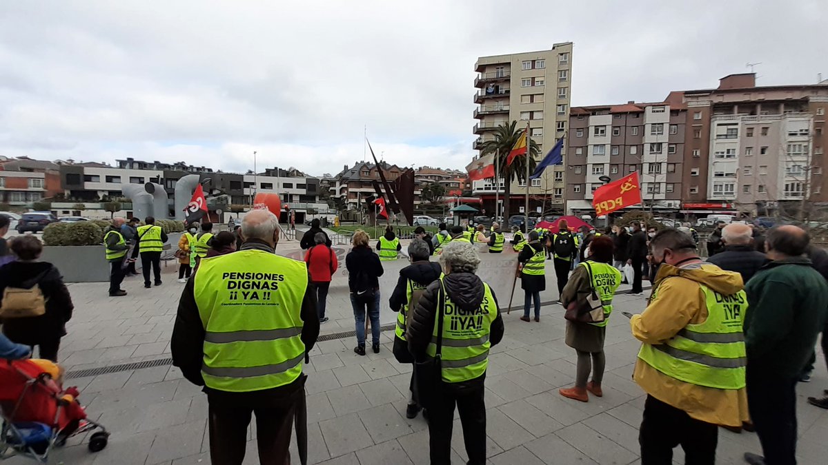 🚩Diferentes colectivos políticos, sindicales y sociales de Cantabria hemos apoyado de esta manera la jornada estatal de lucha convocada por la Coordinadora Antiprivatización de la Sanidad, con movilizaciones por todo el estado en defensa de nuestro sistema público de salud.
