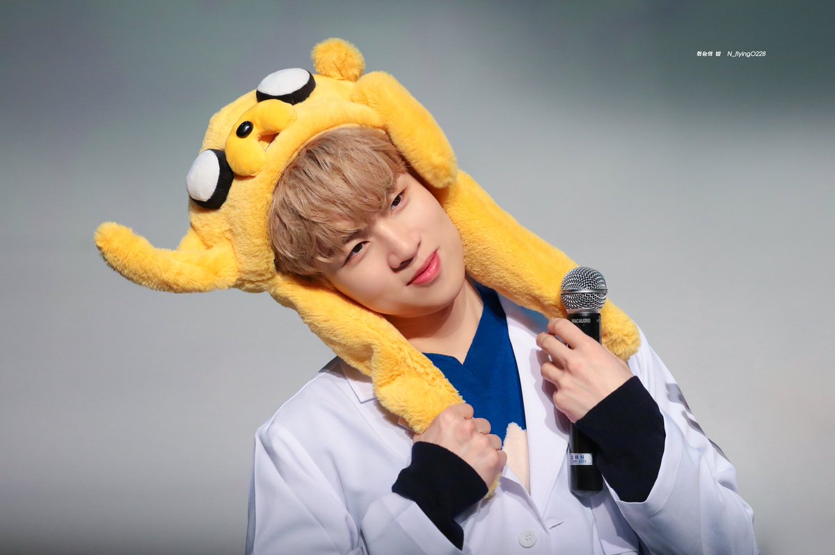 N_flying0228's tweet photo. 항상 노래 해줘서 고맙고
세상에서 제일 행복한 생일 보내자
아프지말고 건강하고 오래오래 함께하길
회승아 생일축하해💞
#HAPPY_HWESEUNG_DAY
#따스한_봄의시작_회승이의_말랑데이
#엔플라잉 #유회승 https://t.co/33JUFHU37P
