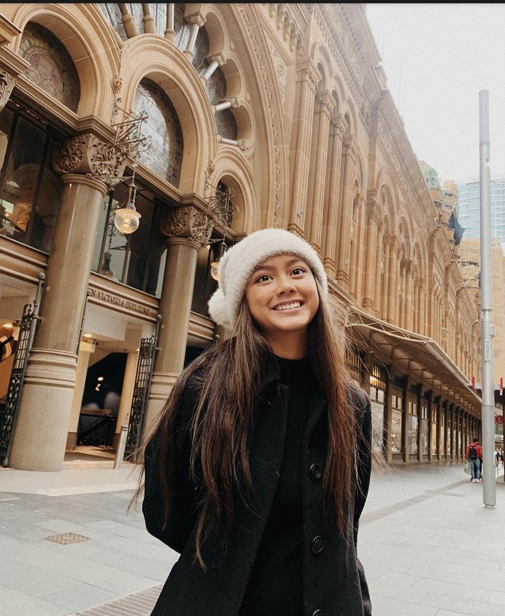 beeelleeeee's tweet photo. HAPPY BIRTHDAY LUVV!! i love you, I'm so proud of you 😗 KEEP INSPIRING ME QUEEN YG !! ILOVEYOUUUU @ylona_garcia https://t.co/wDeD1YENqe