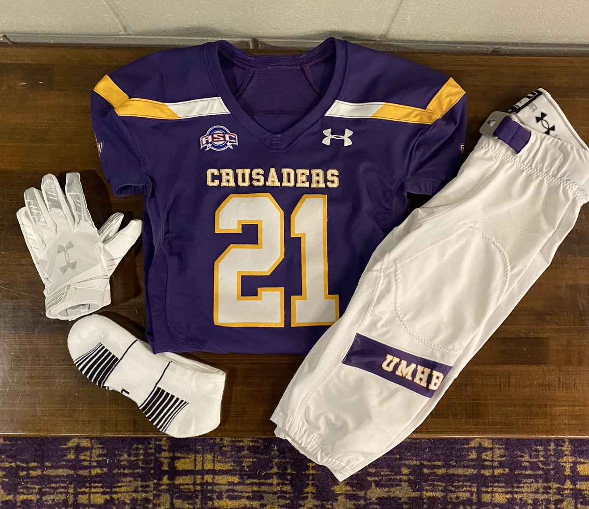 UMHB Equipment tweet media