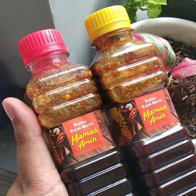 AdeCSutrisna's tweet photo. Saya menjual [PROMO] Sambal/Bumbu ... seharga Rp16.500. Dapatkan di Shopee sekarang! https://t.co/OAzYT8cpKO #ShopeeID https://t.co/DCrquezWt2
