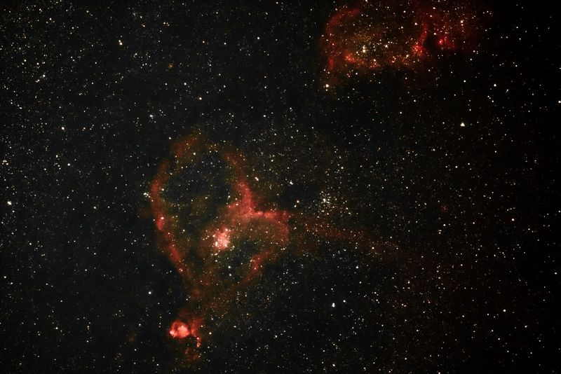 Sternwartesolms's tweet photo. Team member Marco did #heartnebula #NGC896 with #EOS500D astromod., ISO 6400, 10x180sec, 200mm F/4 #ThePhotoHour #photography #Mittelhessen #Hessen #Sternwarten #Astronomie #cosmos #bbcskyatnight #astropix #MostwantedAstro #Astrophotography #nightsky #Nebula #deepsky #Wetzlar https://t.co/Cuf3hWM02Q
