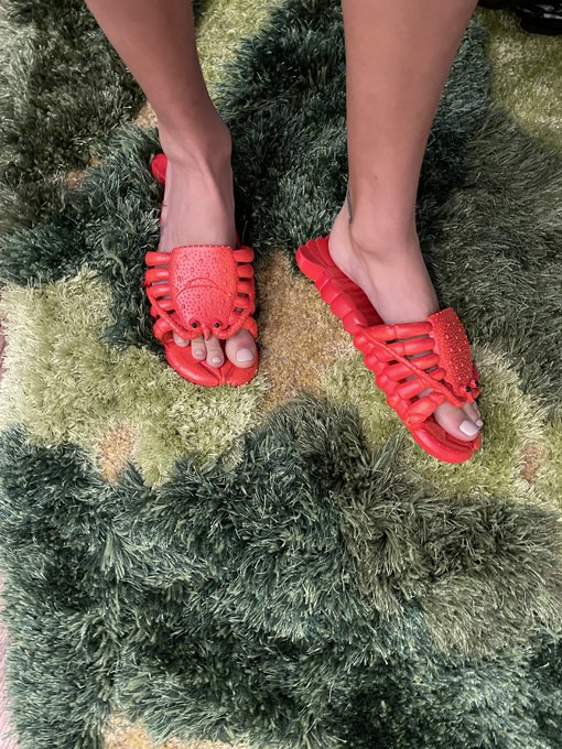 thank you @DuttonUp for these incredible and cursed slides. my new house shoes! i love them :) https://t<a class="tags" target="_blank" title="On Twitter" href="/?out=eyJ0eXAiOiJKV1QiLCJhbGciOiJIUzUxMiJ9.eyJpYXQiOjE3MjA4NTMwNjQsImlzcyI6InR3cG9ybnN0YXJzLmNvbSIsIm5iZiI6MTcyMDg1MzA2NCwiZXhwIjoxNzUyMzg5MDY0LCJyZWRpcmVjdF91cmwiOiJodHRwczovL3R3aXR0ZXIuY29tL0R1dHRvblVwIn0.WRQacZd8RZNgEfbje8X_dIRlcXQIRnbK6IbIlfePjx3G6FsGUVPS0usFNUM1PUpdCZl4Lt71lnZ1HCb07vi_gw">@DuttonUp</a>