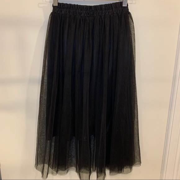 sunshynes's tweet image. So good I had to share! Check out all the items I'm loving on @Poshmarkapp #poshmark #fashion #style #shopmycloset #vintage #none #zara: posh.mk/JPuX4buaeeb