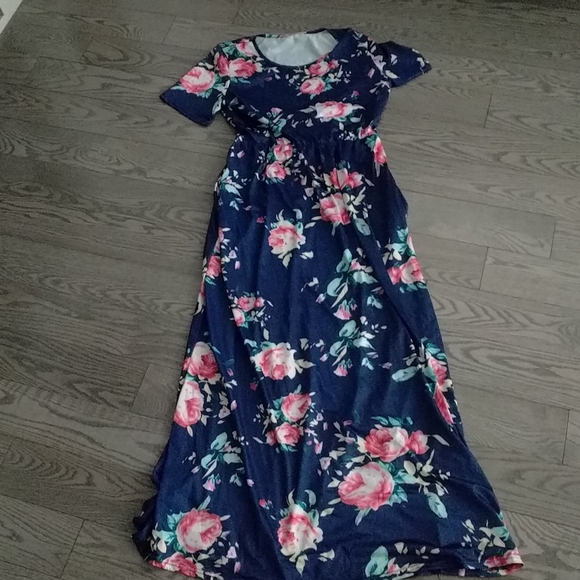 sunshynes's tweet image. So good I had to share! Check out all the items I'm loving on @Poshmarkapp #poshmark #fashion #style #shopmycloset #vintage #none #zara: posh.mk/JPuX4buaeeb