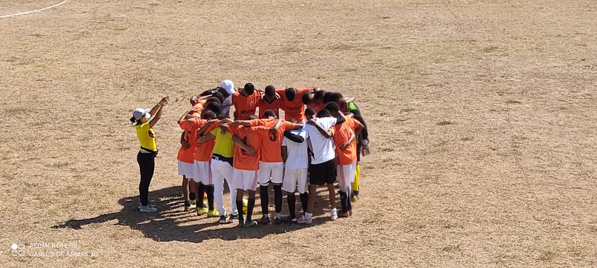 IndrechiO's tweet photo. Gracias por tantas satisfacciones y alegrias que hacen que nuestra pasión crezca cada día.
Hoy Chirigua F.C sub 17 venció 1-0 a Gremio vallenato y la SUB 20 venció 3 - 2, con estos resultados estamos a puertas  de la inscripción del TORNEO JUVENIL SUB 20 AVALADO POR LA FCF https://t.co/toyVL8Vhhb