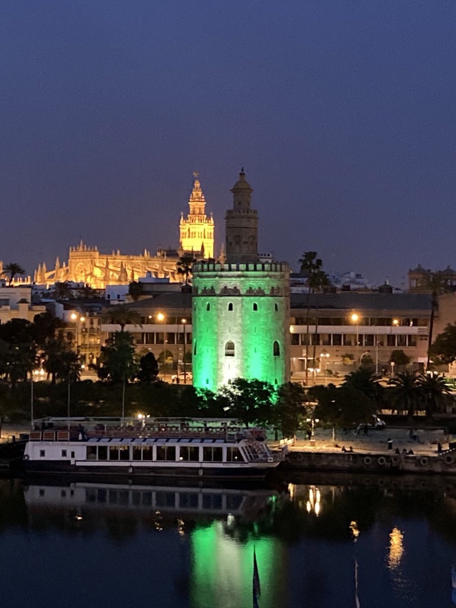 ArcoDelPostigo's tweet photo. Si ya es bonito nacer en Andalucía, más bonito es aún sentirse andaluz... https://t.co/GQkdItB7yc