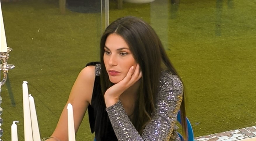 SACC3NTE's tweet photo. BELLA BELLA BELLA BELLA❤
#HBDAYANE #AUGURIDAYANE #dayanemello #mellos #dmvip #exrosmello https://t.co/WxDJEE5qon