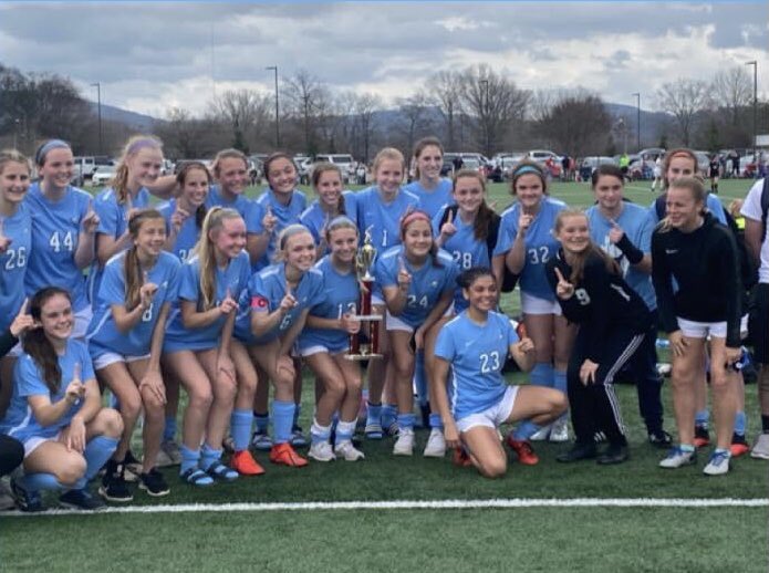 JV Jets take home the 🏆 as #jvsupercup CHAMPIONS!  ❤️✈️⚽️

#waytogo #proudtobeajet #jchs #jchsgirlssoccer #fortheloveofthegame #playlikeagirl <a href="/James_Clemens/">James Clemens</a> <a href="/jc_jets/">JCJetsAthletics</a> <a href="/jvsupercup/">HHS JV Super Cup</a>
