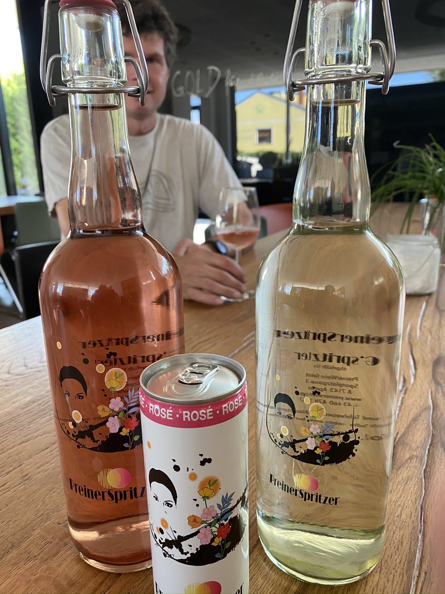 eigenwijze39's tweet photo. @69thecraftychef last year we visited #burgenland in Austria especialy for their wines. We visited several vineyard, like #umathum, @georgpreisinger @weingutTschida, #preinerweinen new is Preinerspritser..(can) soon new account runned by me. Representative for NL+UK. https://t.co/fZAB34cpF7