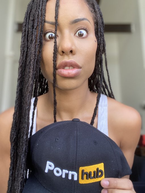 whoa @Pornhub https://t.co/KdyViLO6WM<a class="tags" href="/tag/pornhub">@pornhub</a>