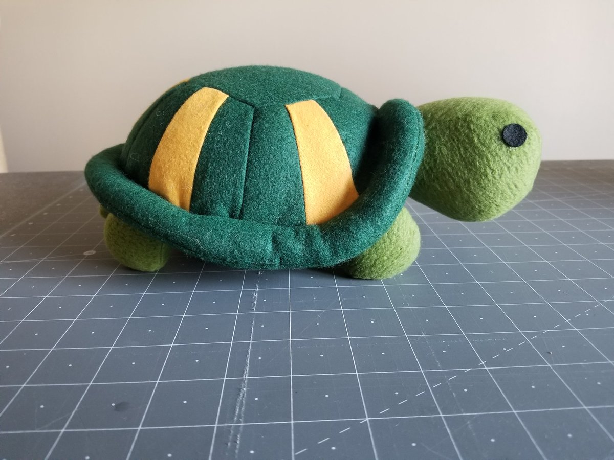 plushandco's tweet photo. Tortue à vendre 
29cm de long, 22cm de large, 11cm de haut

35€+ frais de port

Rt pour lui trouver une famille 👀 https://t.co/wgAA1TWahX