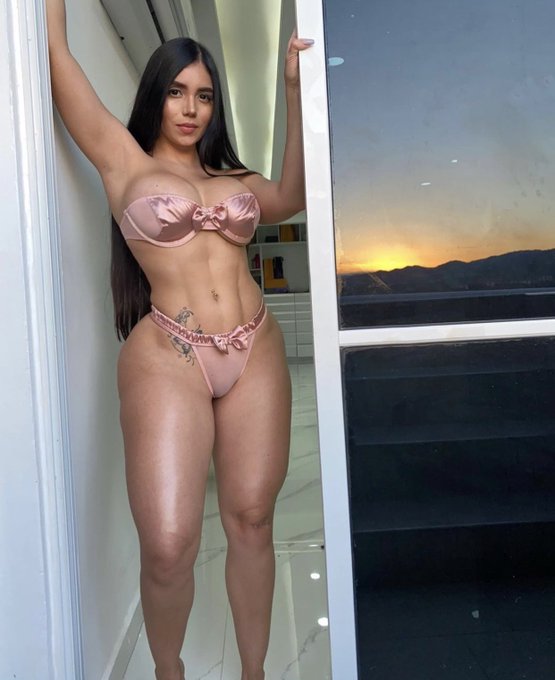 Únete a mi lista de fans vip por WhatsApp?? https://t.co/v9loRkuTt6
