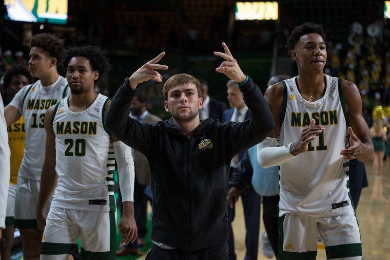 ByGeorgeGMU's tweet photo. Senior Night/Afternoon @gregcali_33 @J_temp10 @_javon23 @Aj12Wilson 

Let’s get that W https://t.co/xQ8nNPGVda