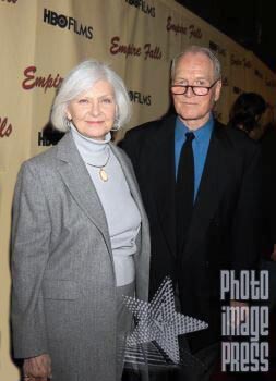 Happy Birthday Wishes to the Incomparable & Screen Legend Joanne Woodward!               