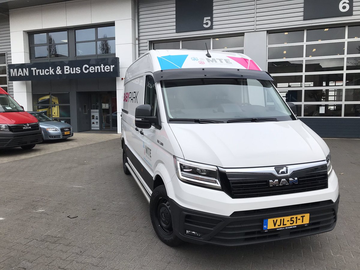 rbulthuis's tweet photo. #Moens #transport neemt @MANtrucksNL @MANforum @MAN_NL #TGE voldoet aan duitse normen #Tempo100 namens @Roordink_ veel vlotte km’s https://t.co/pxTvGTpKUy
