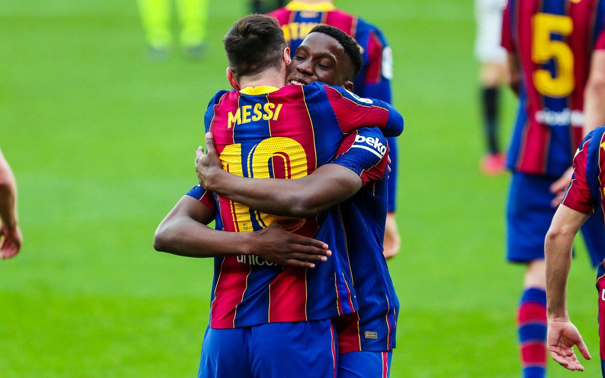 💥 Present &amp; Future 💥 #Messi &amp; @ilaixmk 

🔝 Learning from the best 

🔝Aprendiendo del mejor

🎩 Aprenent del millor 

👏 Good performance, Ilaix! ¡Qué gran actuación, Ilaix! Grans minuts, Ilaix!

💙❤️ MADE IN LA MASIA ❤️💙 

#ForçaBarça