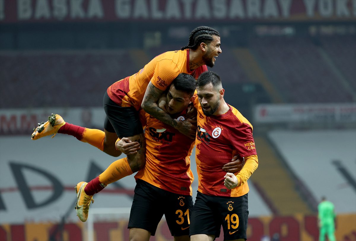 ultrAslan tweet media