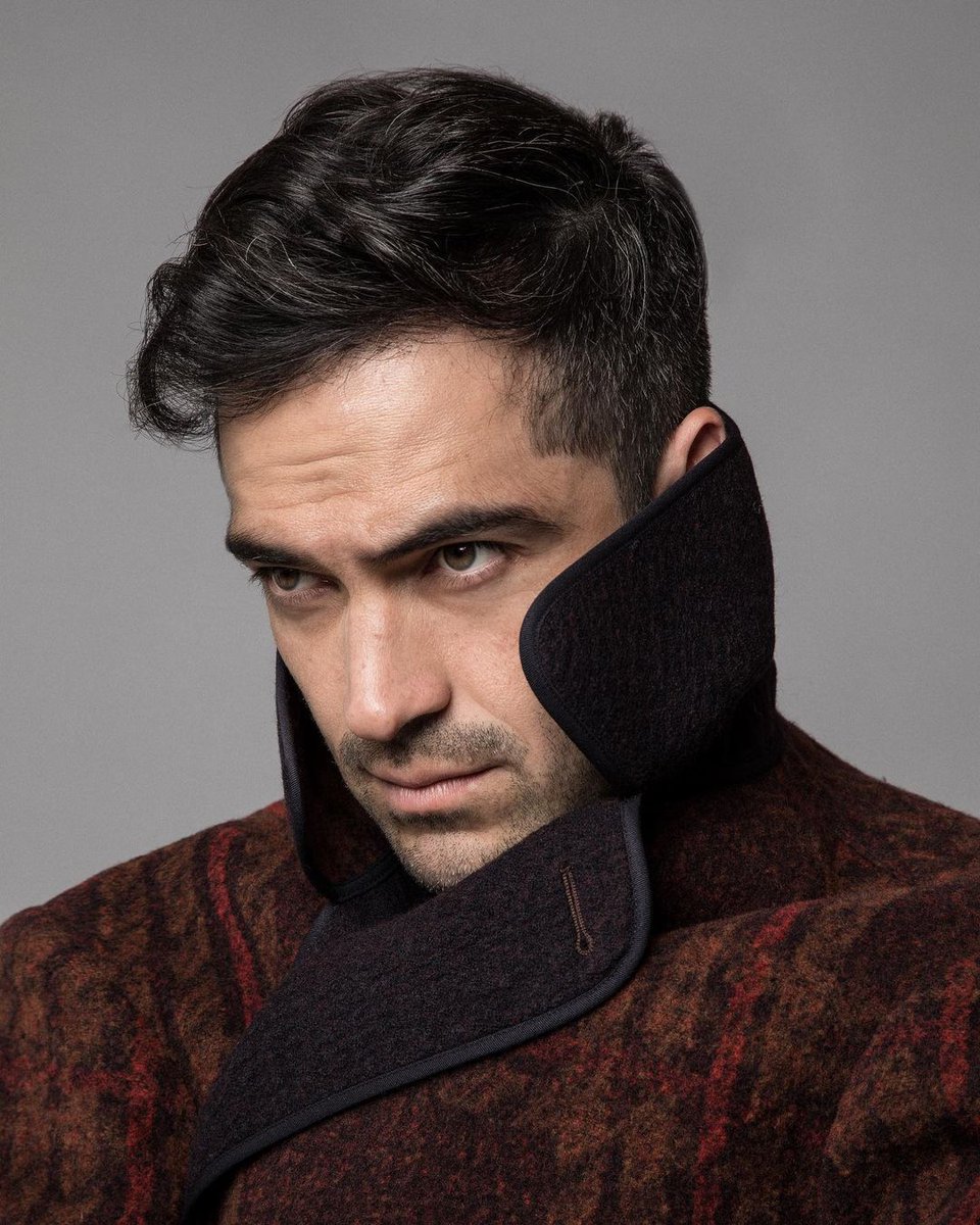 SupportForAH's tweet photo. 📲 hotbook: #HOTguide @ponchohd es un hombre a quien (probablemente) todos en este país conocemos, pero cuyo trabajo nos es urgente redescubrir. Aquellos roles que iniciaran su carrera parecen pertenecer a otra vida, a otro hombre. https://t.co/N8Vii8Z3Yk