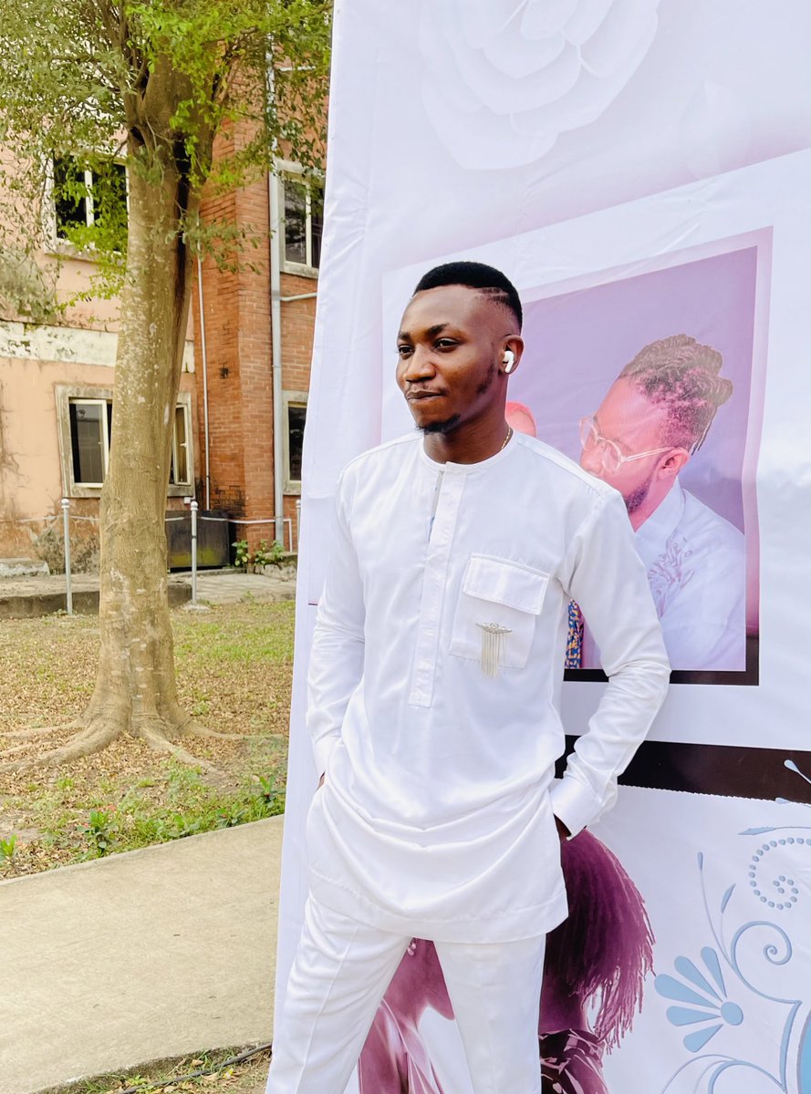 The smile 😊 RT 🚶‍♂️