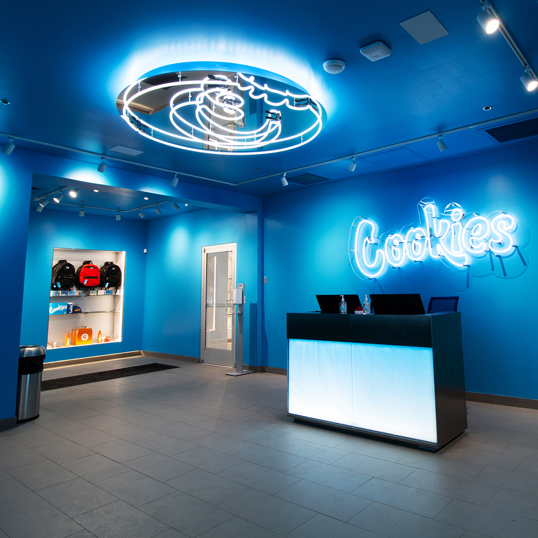 gagecannabisco's tweet photo. #Kalamazoo loves 🍪 🍪 , huh? Congrats to #CookiesKalamazoo (@CookiesMich) on the grand opening! The support they received was massive. We can’t wait to see what the future brings — even though we know it’s adult-use 😏 https://t.co/DaMsGSRAPB