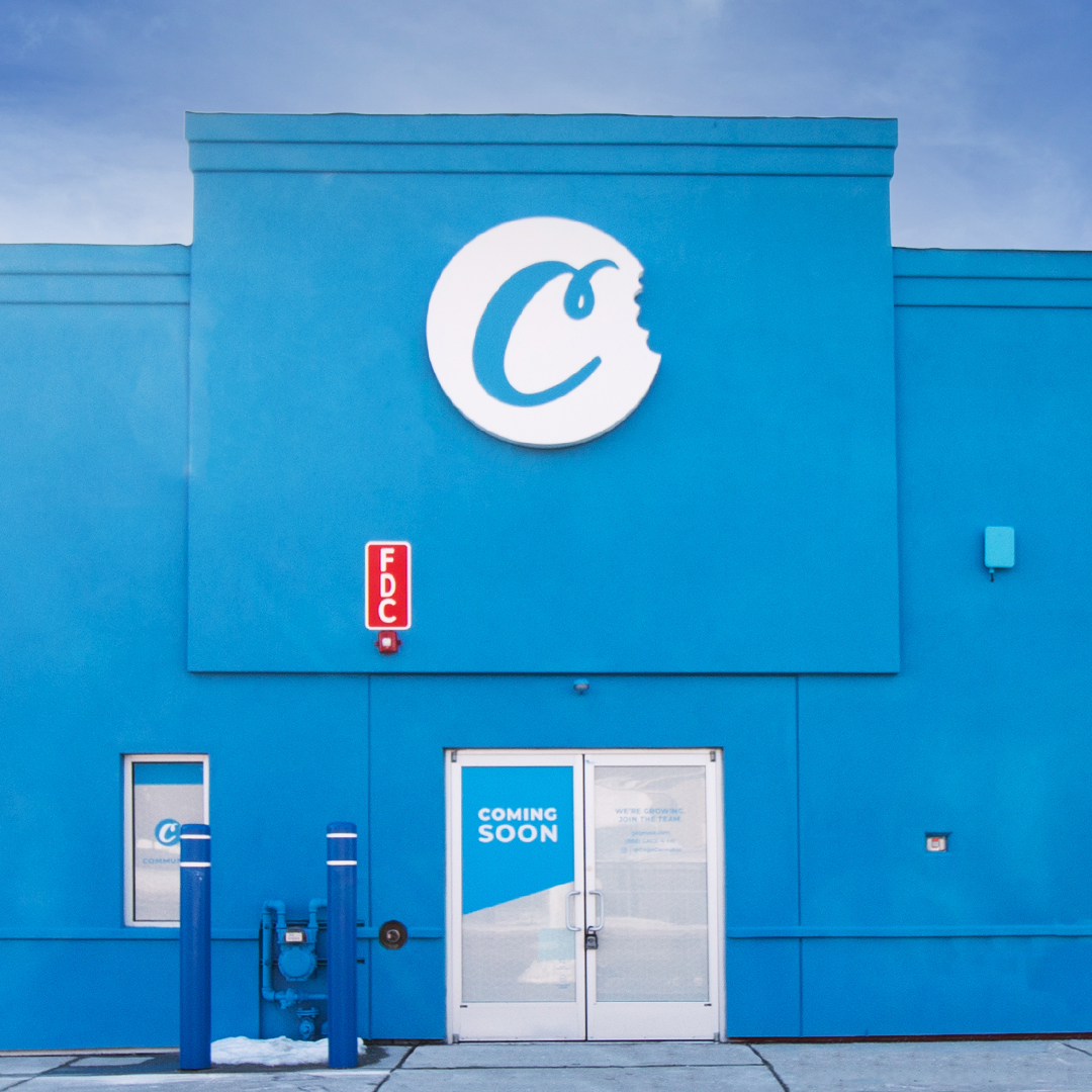 gagecannabisco's tweet photo. #Kalamazoo loves 🍪 🍪 , huh? Congrats to #CookiesKalamazoo (@CookiesMich) on the grand opening! The support they received was massive. We can’t wait to see what the future brings — even though we know it’s adult-use 😏 https://t.co/DaMsGSRAPB