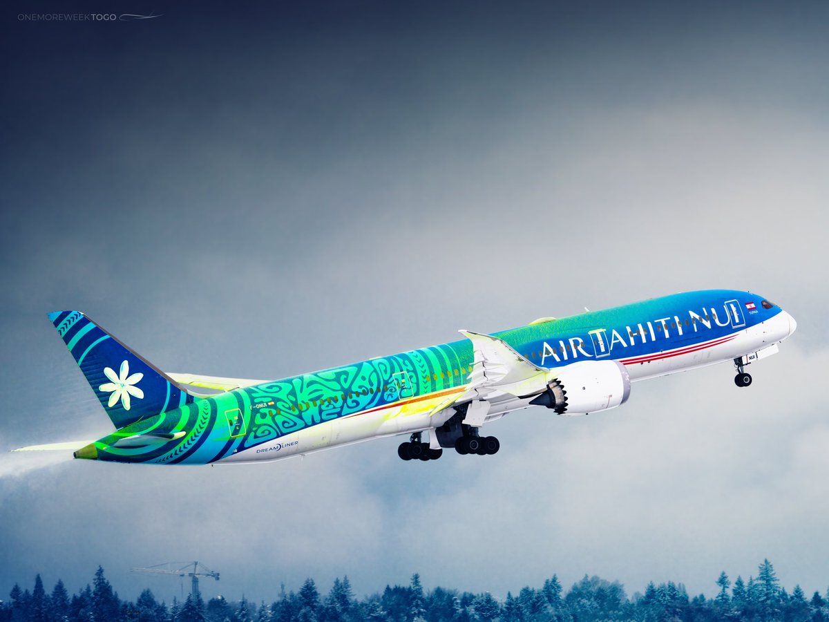 onemoreweektogo's tweet photo. Air Tahiti Nui #Dreamliner departing @yvrairport on a snowy afternoon, drenched in deice fluid! It’s an interesting contrast seeing a tropical bird in such wintery conditions!

#aviationphotography #aviation #avgeek #airtahitinui @AirTahitiNuiFR https://t.co/kYw2iUublb