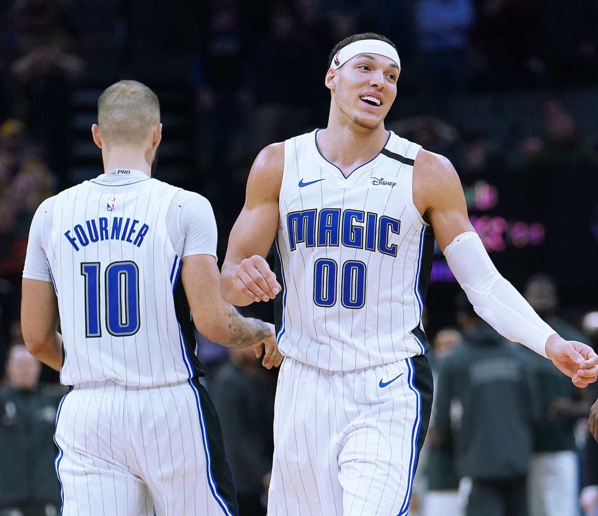 "The Orlando Magic possibly could be willing to part with a guy like Evan Fournier. Maybe a guy like Aaron Gordon, that is being chatted around about executives."
- Brian Windhorst https://t.co/8FjAyk0qNg