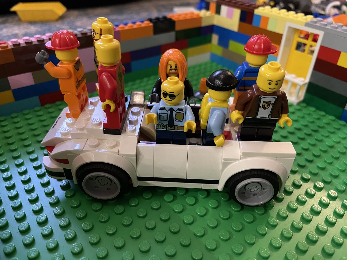 stuarrtjeffery's tweet photo. @PorscheGB You need to make a car like this! It’s perfect for after lockdown. #partytime #porsche #notsocialdistancing #LEGO https://t.co/E8ESdFVCdl