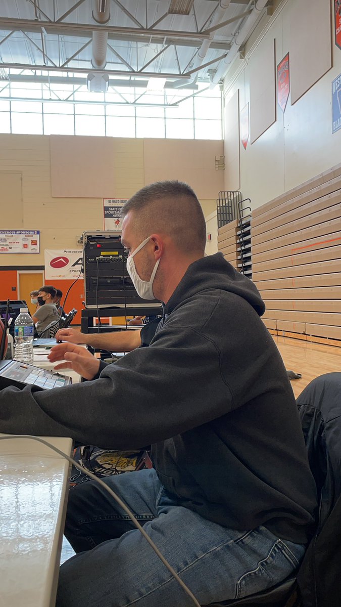 mchstable's tweet image. Today’s music of the game! Songs from 80s movies! If you recognize the song being played, tweet it in for a prize! Coach Tucker on the clock today!