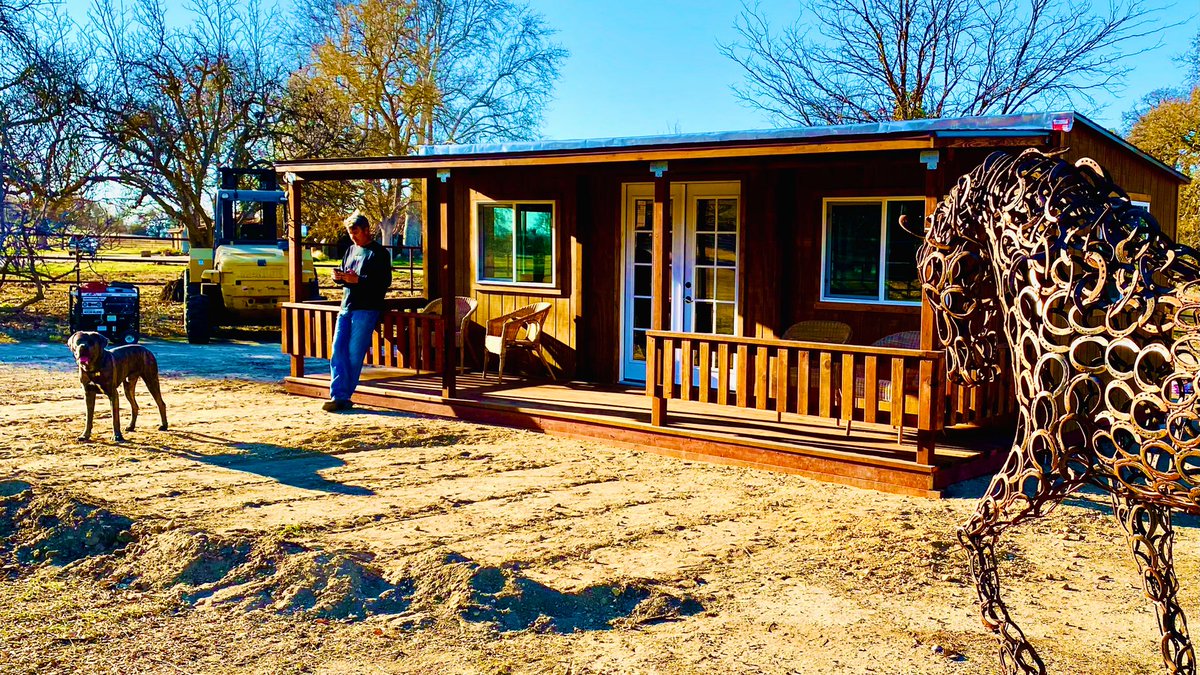 livewireLVVV's tweet image. The Iron Horse Tasting Room at Estrella Ranch is just about finished. They need to add the roof facade and some signage, and it’s good to go. When the State says “approved”, the “open” sign goes on.