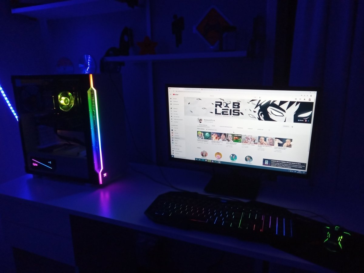 loveyouu_uo's tweet photo. #SetUp4Rob
mi set-up https://t.co/IdBBnLWqGt