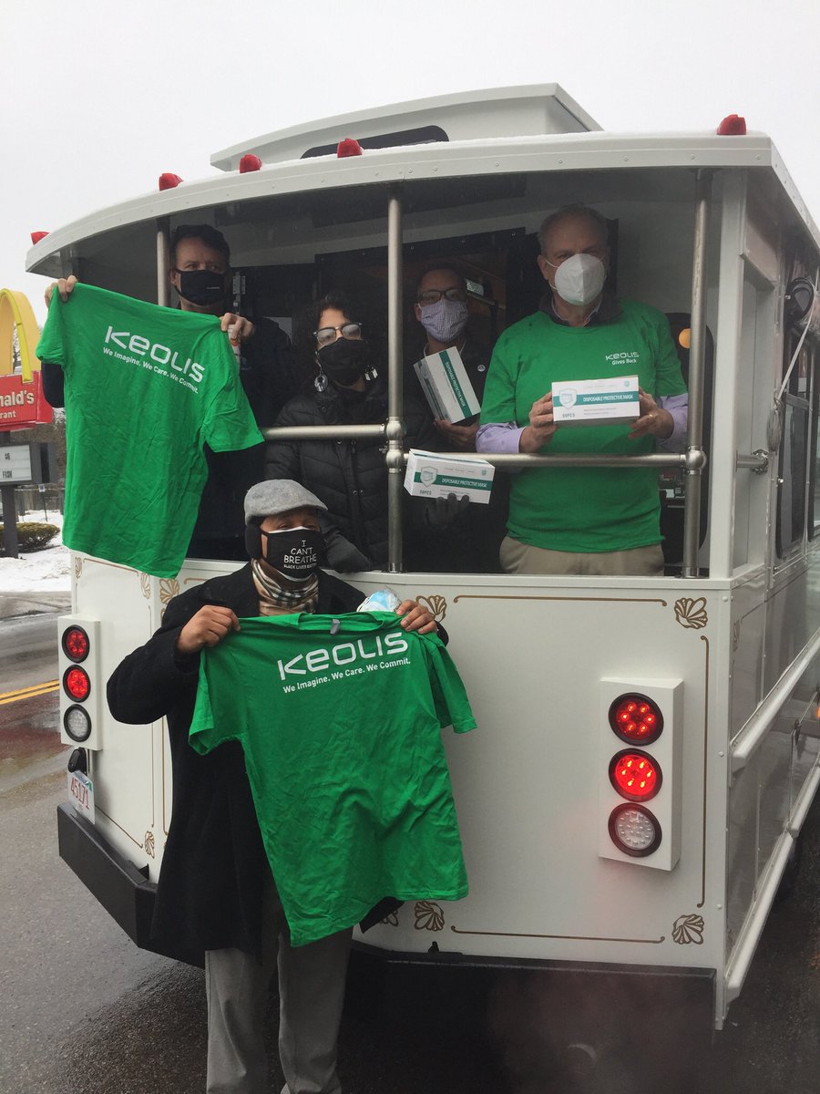 Thanks to @SRose4District1 <a href="/MayorPetty/">Leah Petty-mayor</a> @Sarai4Worcester <a href="/King4Worcester/">Vice Chair Khrystian King</a> <a href="/SenMikeMoore/">Michael O. Moore</a> letting <a href="/ride_woo/">Ride The Woo</a> assist delivering masks donated by <a href="/KeolisBoston/">Keolis Boston</a> for <a href="/TweetWorcester/">City of Worcester</a> hardest hit neighborhoods.